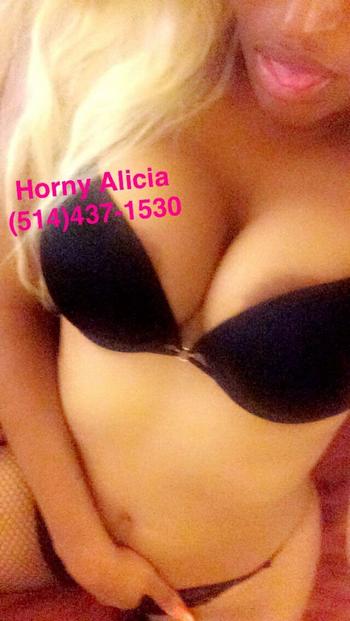 , 23  female escort, Barrie