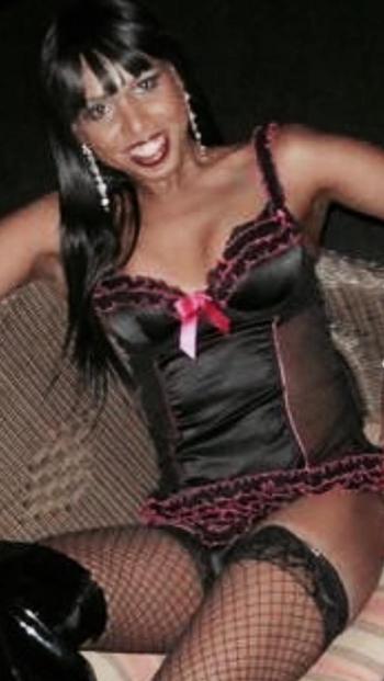 , 24  female escort, Barrie