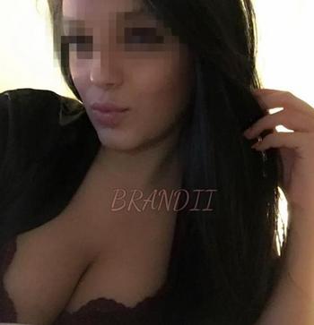 , 22  female escort, Barrie