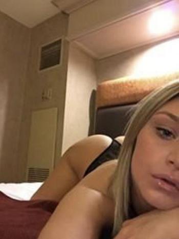 , 20  female escort, Barrie