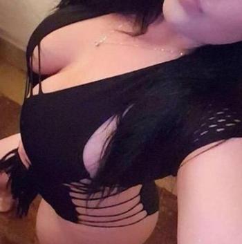 , 19  female escort, Barrie