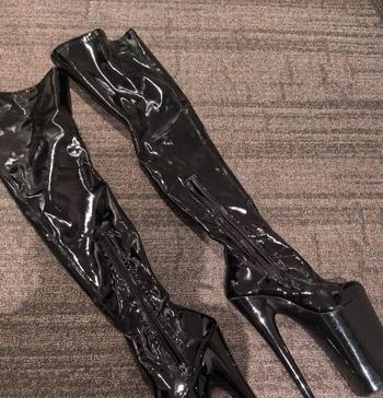 Angelina, 24 Latino/Hispanic female escort, Barrie