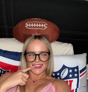 Cassy, 22 Native female escort, Barrie