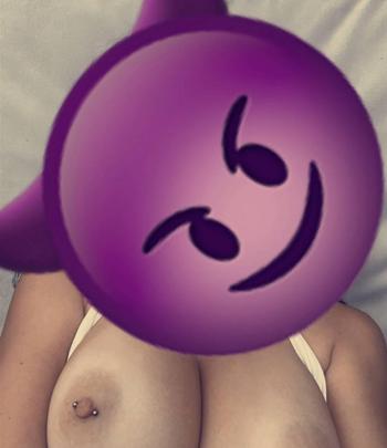 MIA BABY, 24 Caucasian/White female escort, Barrie