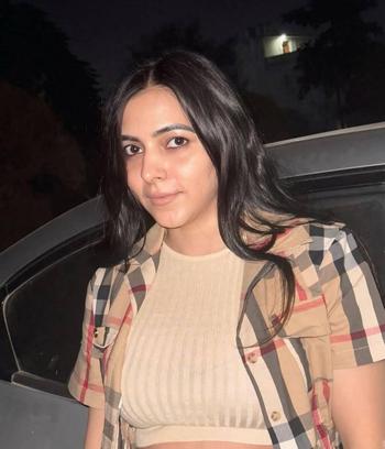 Divu, 24 Asian female escort, Barrie