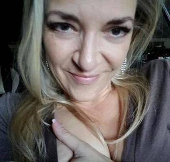 Carina, 45 Caucasian/White female escort, Barrie